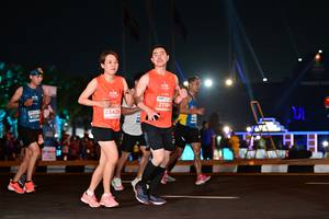 BIB: 2118, 23429, 415
                            <button type="button" onclick="openModal(15109078)" class="btn btn-primary btn-sm float-right btn-popup" data-toggle="modal" data-target=".modal-high-quality">
                        <i class="fas fa-shopping-cart"></i> Add to Cart
                    </button>
                                            <button type="button" onclick="isThisMe(15109078, true)" class="btn btn-success btn-sm float-right btn-popup btn-isme hidden" data-toggle="tooltip" data-placement="bottom" title="นี่คือรูปของคุณใช่ไหม คลิกที่นี่เพื่อเอาเข้าอัลบั้ม">
                        <i class="fas fa-plus"></i> Add to album
                    </button>
                    <button type="button" onclick="isThisMe(15109078, false)" class="btn btn-warning btn-sm float-right btn-popup btn-isnotme hidden">
                        <i class="fas fa-ban"></i> Remove from album
                    </button>